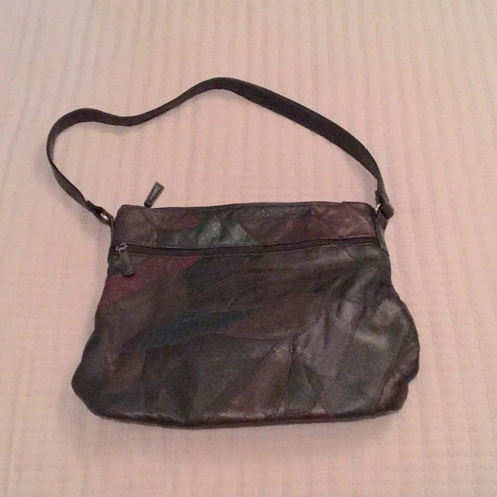 Soft Leather Mid-Sized Shoulder Bag